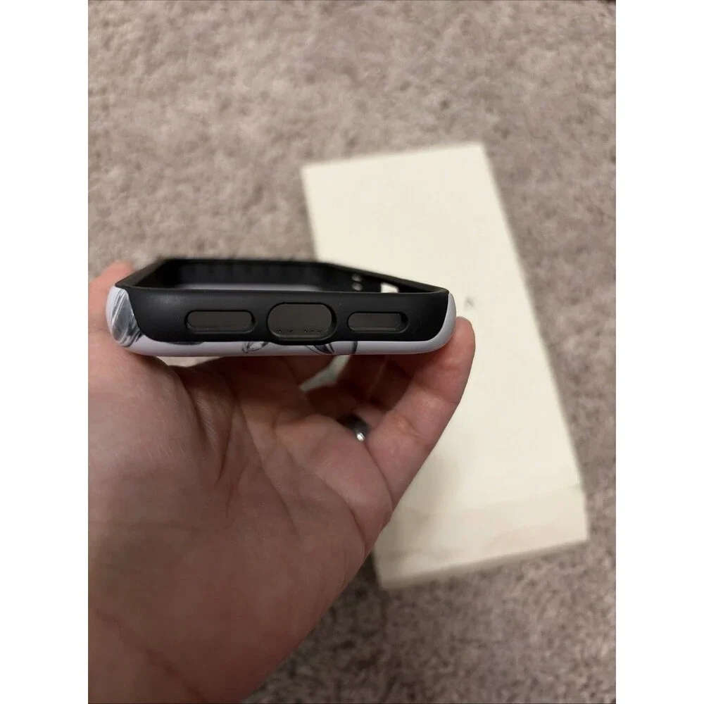 BURGA Tough Case iPhone 17 Pro - Chrome Metallic Star Open Box